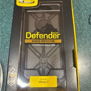 OtterBox Defender Series iPhone 7 Case - Black